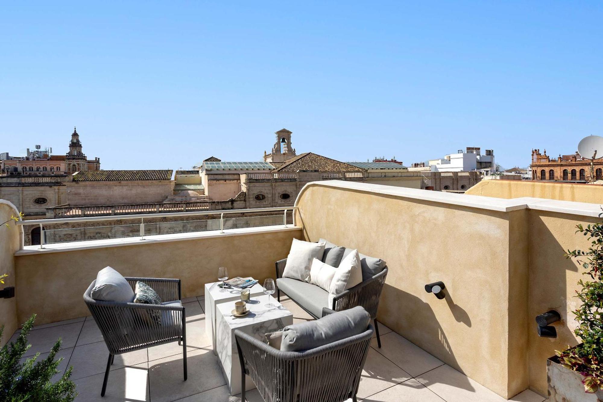 Genteel Home San Francisco Suites Sewilla Zewnętrze zdjęcie