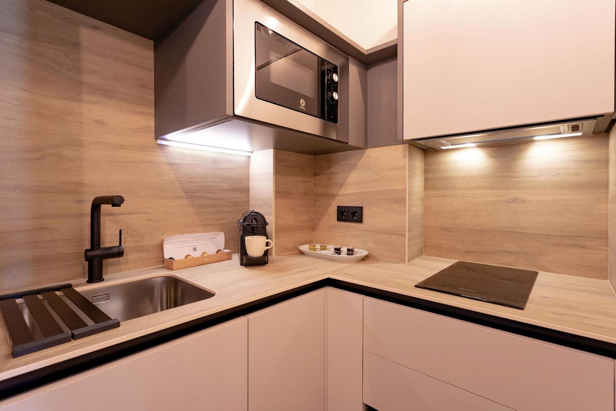 Genteel Home San Francisco Suites Sewilla Zewnętrze zdjęcie